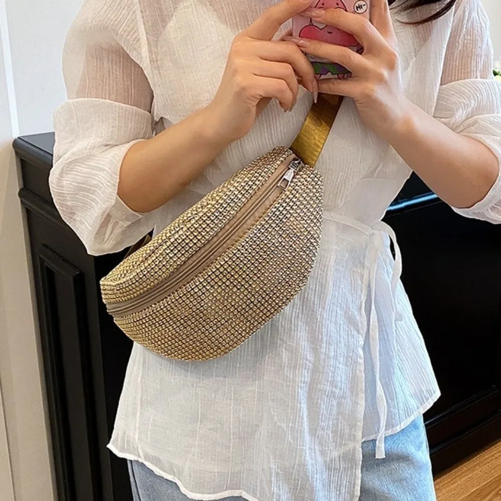 Luxury Lightweight Rhinestone Waist Packs Versatile Korean Style Zipper Crossbody Bag Phone Pack Messenger Bag Chest Bag Sport
Luxury Lightweight Rhinestone Waist Packs Versatile Korean Style Zipper Crossbody Bag Phone Pack Messenger Bag Chest Bag Sport