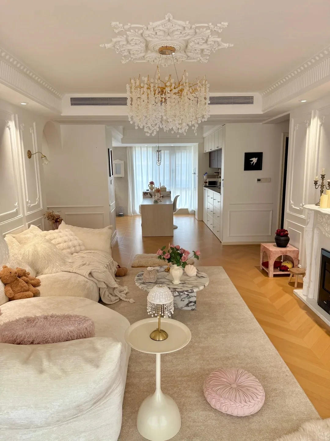 Лазерный аппарат для эпиляции 4000 Вт, 3 длины волны (755, 808, 1064 нм) с диодами 808 нм и титановым охлаждающим модулем, для перманентного удаления волос
Лазерный аппарат для эпиляции 4000 Вт, 3 длины волны (755, 808, 1064 нм) с диодами 808 нм и титановым охлаждающим модулем, для перманентного удаления волос