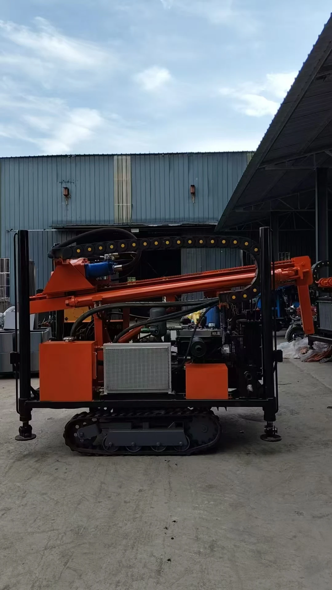 Customized Agile-Mobility Diesel Hydraulic Drilling Machine for Residences
Customized Agile-Mobility Diesel Hydraulic Drilling Machine for Residences