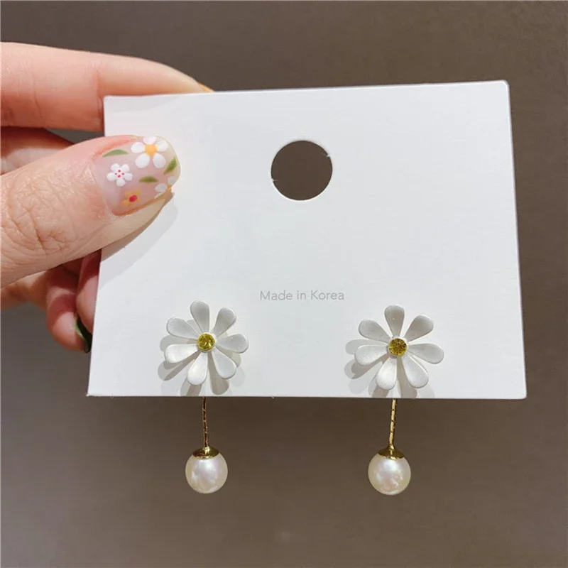 Elegant Flower Geometric Wedding Crystal Pearls Zircon Gold Color Stud Women's Earrings Girl Earings Fashion Jewelry 2021 YEA438
Elegant Flower Geometric Wedding Crystal Pearls Zircon Gold Color Stud Women's Earrings Girl Earings Fashion Jewelry 2021 YEA438