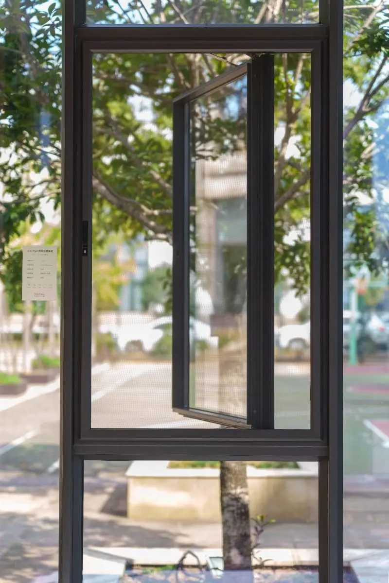 Household Balcony Casement Window with Mosquito Net Windproof and Dustproof Tempered Glass Windows Manual Sunshade Windows
Household Balcony Casement Window with Mosquito Net Windproof and Dustproof Tempered Glass Windows Manual Sunshade Windows
