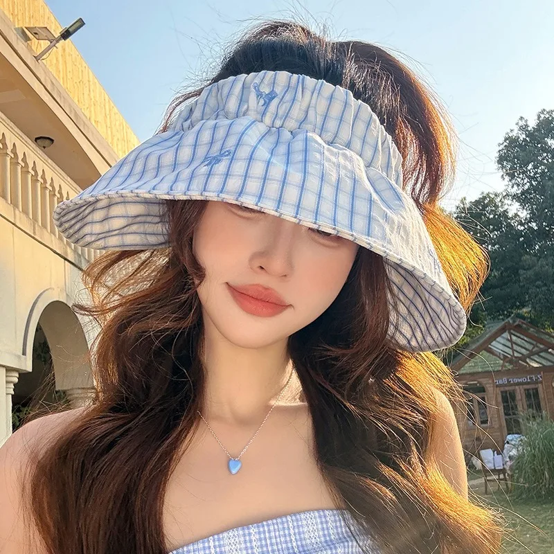 Sweet bow-checkered fisherman hat suitable for spring and summer with a wide brim for UV protection sunshade and sunblock
Sweet bow-checkered fisherman hat suitable for spring and summer with a wide brim for UV protection sunshade and sunblock