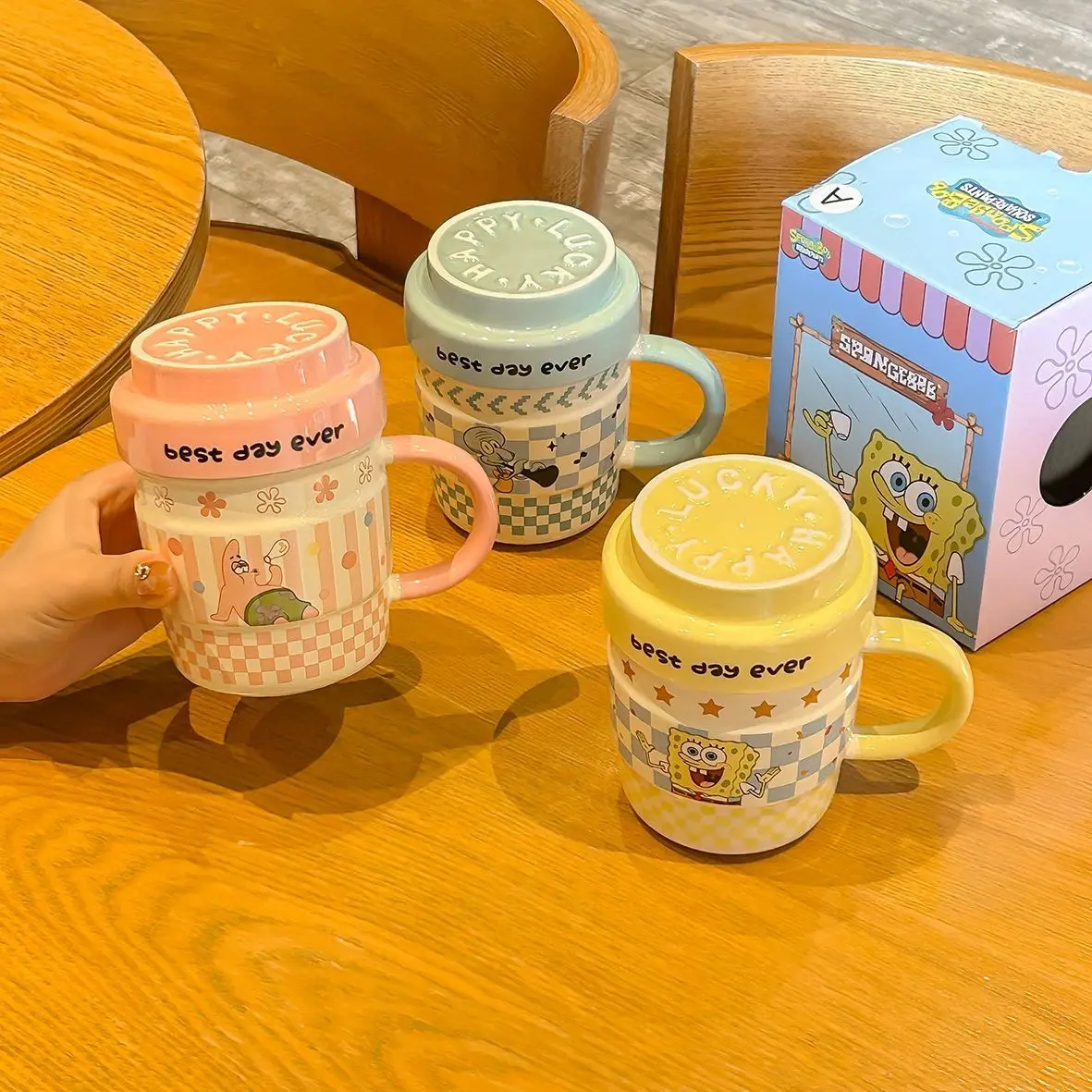 Kawaii SpongeBob Series Checkered Ceramic Mug With Lid Heat-resistant Drinking Cup Trendy Desktop Coffee Mug Exquisite Daily Cup
Kawaii SpongeBob Series Checkered Ceramic Mug With Lid Heat-resistant Drinking Cup Trendy Desktop Coffee Mug Exquisite Daily Cup