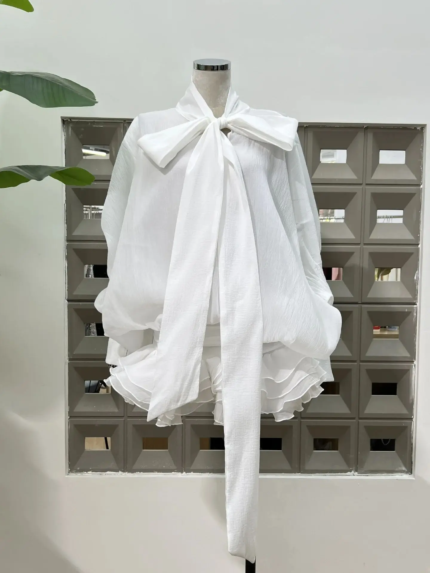 Новые шифоновые платья для дня рождения, шикарное женское платье, одежда, модный сексуальный топ с открытыми плечами, комплекты с юбкой, украшение с бантом
Новые шифоновые платья для дня рождения, шикарное женское платье, одежда, модный сексуальный топ с открытыми плечами, комплекты с юбкой, украшение с бантом