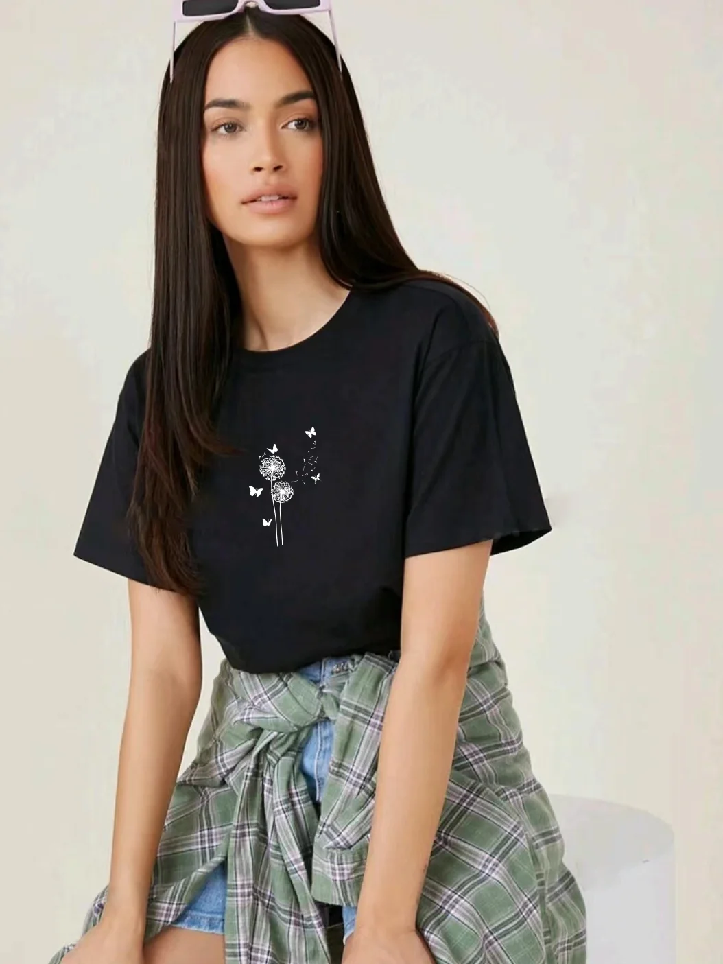 100% Cotton Tops Tees Women's Clothing Neck Short Sleeve Tees Blowball Flowers Black T-shirt Women's Clothing For Everyday Wear
100% Cotton Tops Tees Women's Clothing Neck Short Sleeve Tees Blowball Flowers Black T-shirt Women's Clothing For Everyday Wear