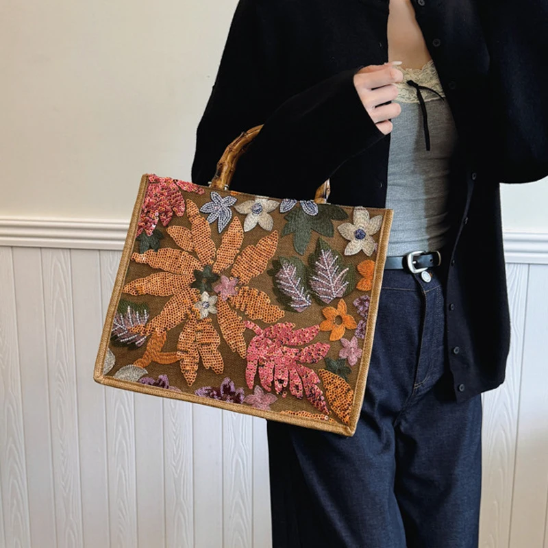Sequins Embroidery Tote Bag Vintage Bamboo Handle Women Handbags Casual Linen Summer Beach Bag Large Capacity Shopper Purse 2025
Sequins Embroidery Tote Bag Vintage Bamboo Handle Women Handbags Casual Linen Summer Beach Bag Large Capacity Shopper Purse 2025