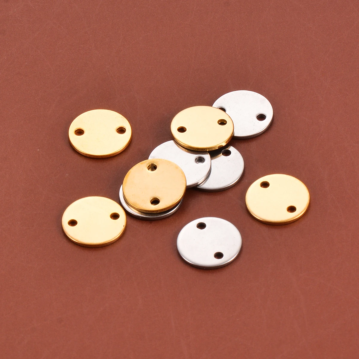30Pcs 10mm Round 2 Holes Stainless Steel Connector for DIY Necklace Bracelet Pendant Accessories Making Findings
30Pcs 10mm Round 2 Holes Stainless Steel Connector for DIY Necklace Bracelet Pendant Accessories Making Findings
