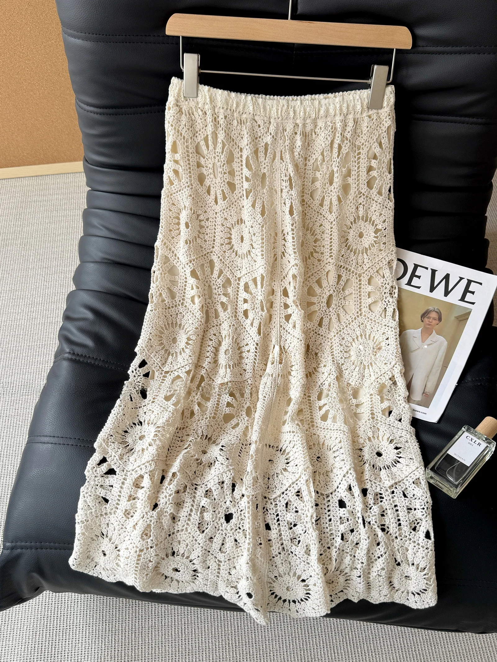 Женская кружевная ажурная юбка, лето 2025, утягивающая юбка трапециевидной формы с высокой талией, повседневная юбка из смеси хлопка
Женская кружевная ажурная юбка, лето 2025, утягивающая юбка трапециевидной формы с высокой талией, повседневная юбка из смеси хлопка