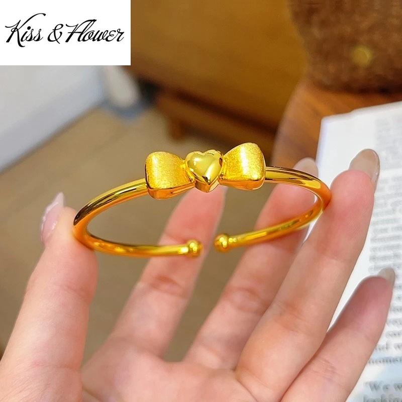 KISS&FLOWER Gold Bowtie Bracelets Bangles For Women Wedding Party Birthday Christmas Bride Mother Girl Ladies Kids Gift BR361
KISS&FLOWER Gold Bowtie Bracelets Bangles For Women Wedding Party Birthday Christmas Bride Mother Girl Ladies Kids Gift BR361