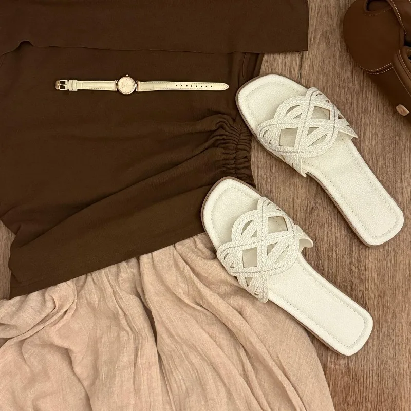 New Women Shoes Exquisite Soft Leather Flat Slippers for Woman Comfortable Vacation Casual Shoes Designer Shoes Zapatos De Mujer
New Women Shoes Exquisite Soft Leather Flat Slippers for Woman Comfortable Vacation Casual Shoes Designer Shoes Zapatos De Mujer