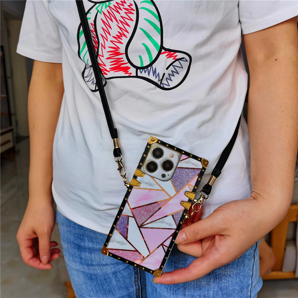 Luxury Glitter Geometric Pattern Cover Retro Women Crossbody Lanyard Phone Case for Google Pixel 8 pro Pixel 7 pro 7A 6 pro 6A
Luxury Glitter Geometric Pattern Cover Retro Women Crossbody Lanyard Phone Case for Google Pixel 8 pro Pixel 7 pro 7A 6 pro 6A