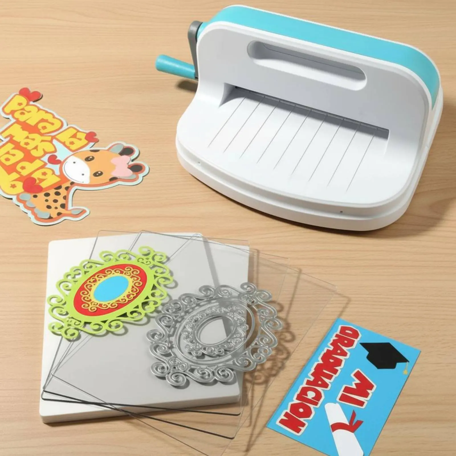 2-in-1 Die Cutting Embossing Machine Easy to Use A4 Die Cutting Machine Hand Crank Craft Press Portable for Art Class
2-in-1 Die Cutting Embossing Machine Easy to Use A4 Die Cutting Machine Hand Crank Craft Press Portable for Art Class
