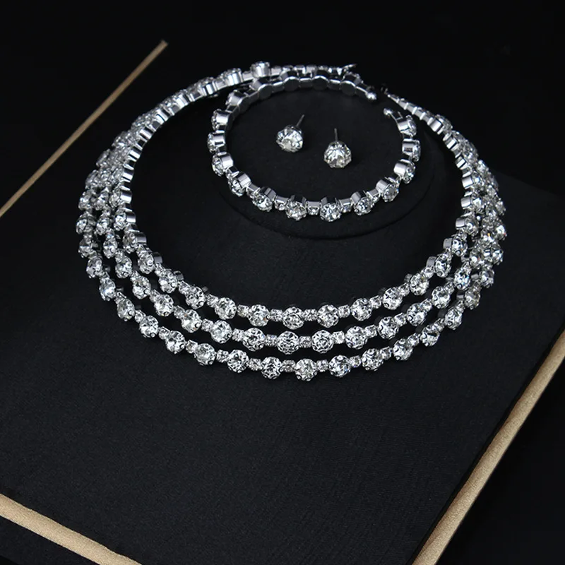 DIY accessories European and American full diamond flash collar bracelet three-piece set fashionable versatile femininity access
DIY accessories European and American full diamond flash collar bracelet three-piece set fashionable versatile femininity access