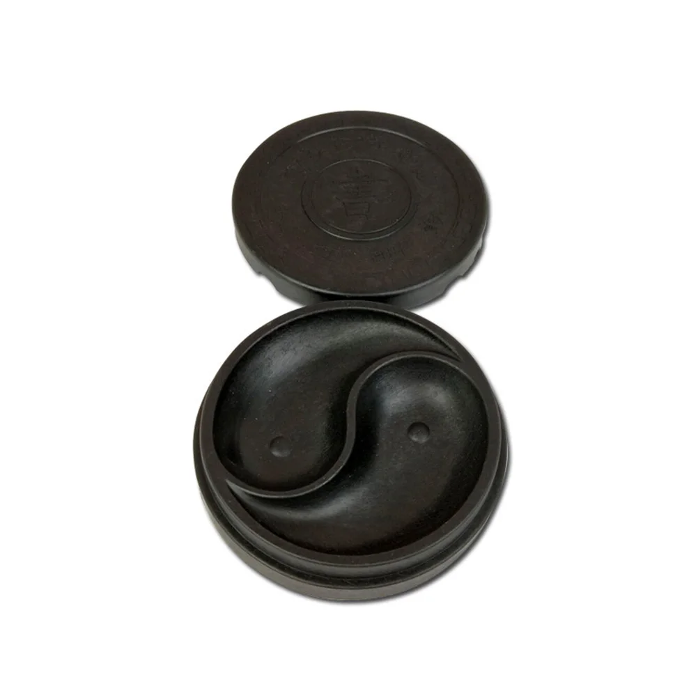 1pc 4Inch Inkslab TaiChi Shape Abs ChineseTraditionalCalligraphyPaintingTool Cover Black InkGrindingStone CalligraphyAccessories
1pc 4Inch Inkslab TaiChi Shape Abs ChineseTraditionalCalligraphyPaintingTool Cover Black InkGrindingStone CalligraphyAccessories