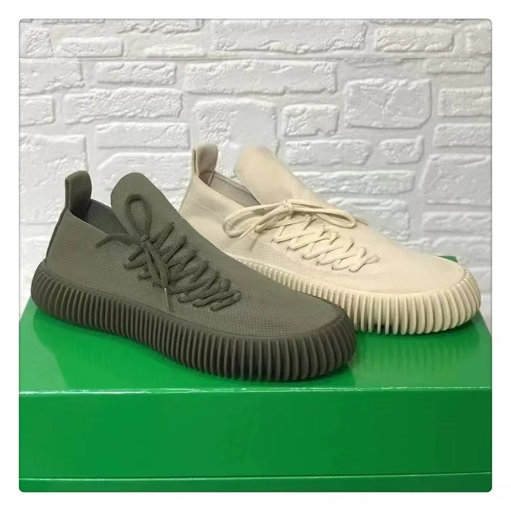 Lace Up Breathable Women's Shoes Knitted Canvas Leisure Casual Shoes Soft Slip On Runner Loafers Flats 34-44
Lace Up Breathable Women's Shoes Knitted Canvas Leisure Casual Shoes Soft Slip On Runner Loafers Flats 34-44