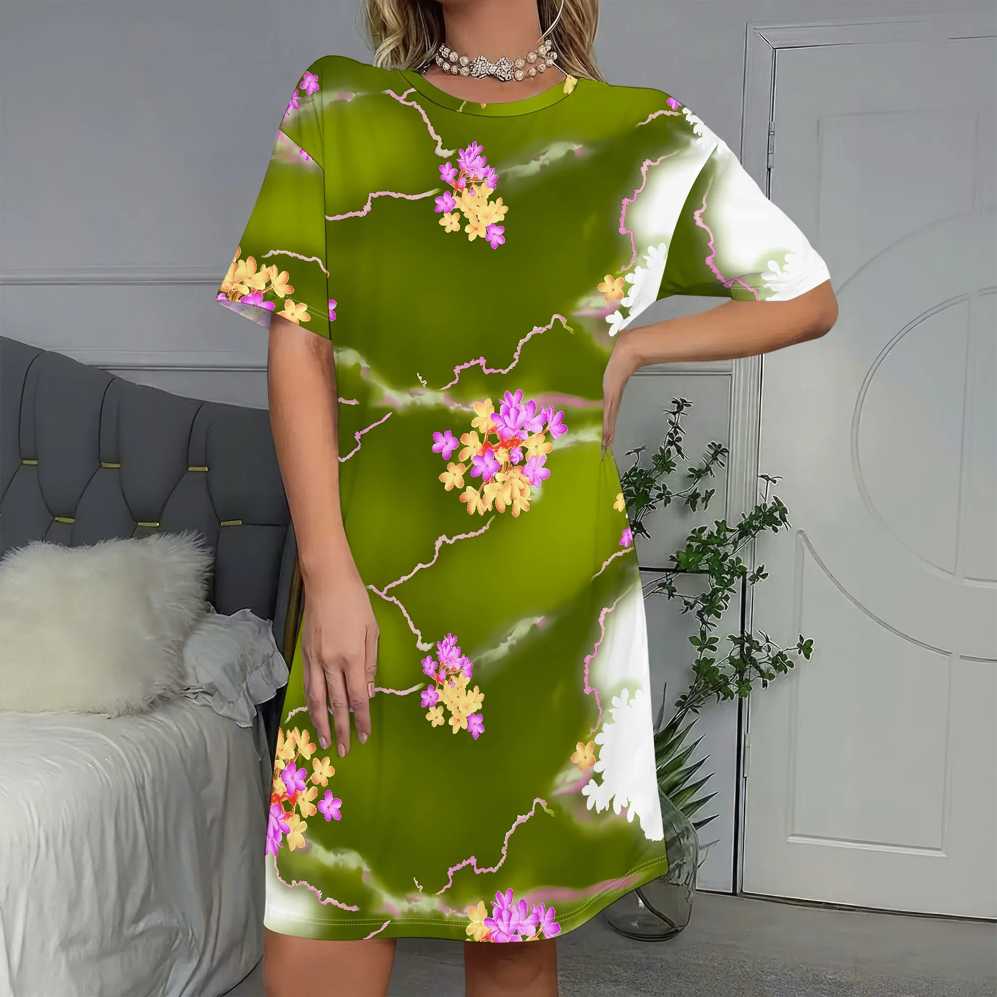 Floral Print, Short Sleeve Dress, Green Pattern with Pink Yellow Flowers, Casual Wear for Women, S-2XL
Floral Print, Short Sleeve Dress, Green Pattern with Pink Yellow Flowers, Casual Wear for Women, S-2XL