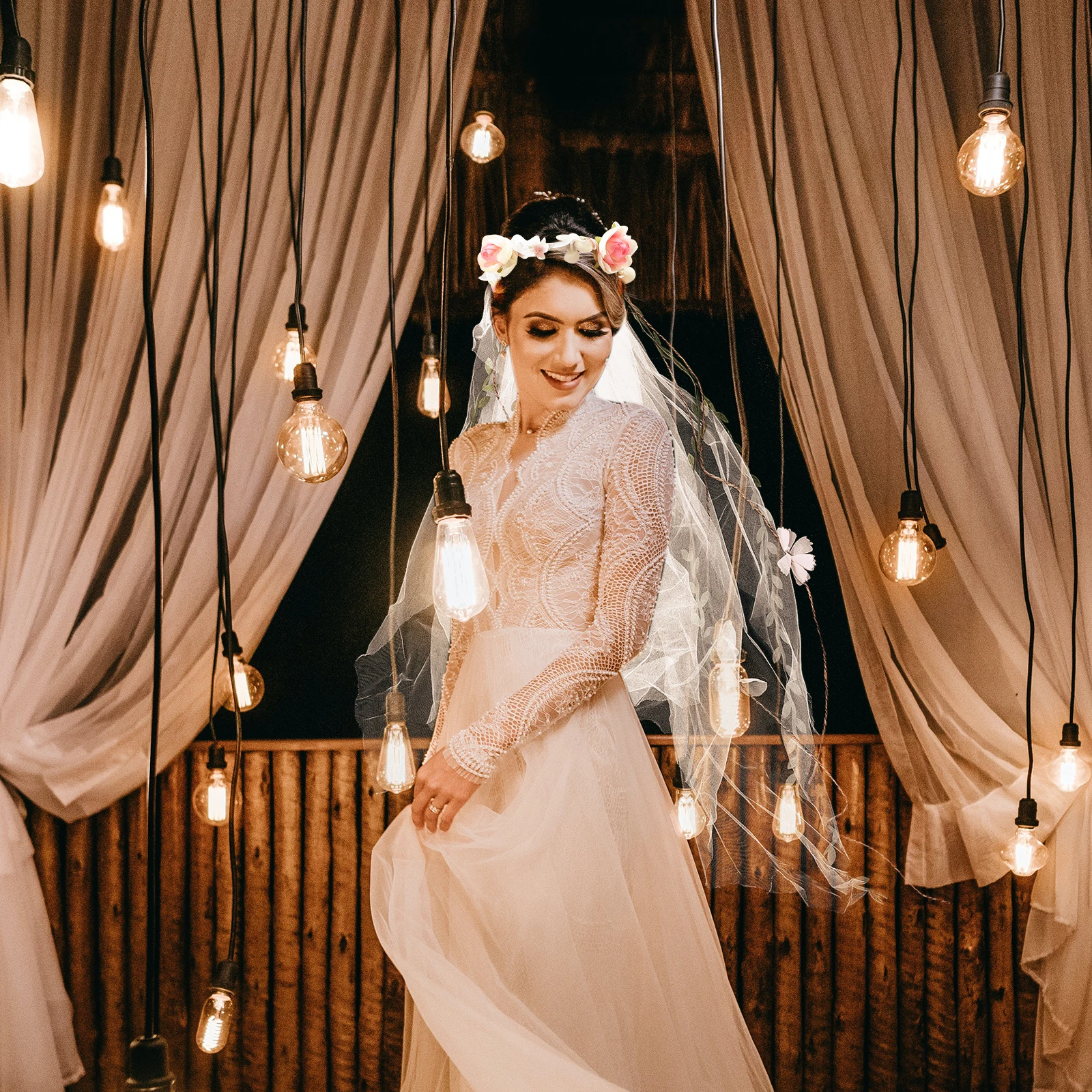 Beach Flower Wedding Veil White Head naments Wreaths Bridal Hair Headb Bride Tulle Layer Elegant Graceful Photography
Beach Flower Wedding Veil White Head naments Wreaths Bridal Hair Headb Bride Tulle Layer Elegant Graceful Photography