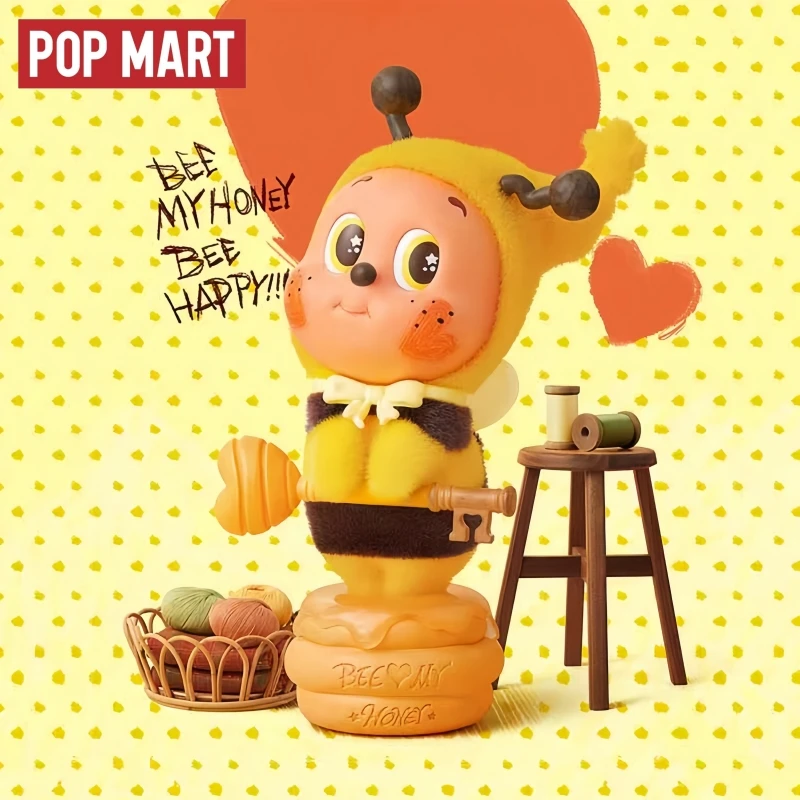 Лидер продаж, подлинный запас, Popmart Star People Little Bee Love Language, серия ручной работы, модная игра, подвесная открытка, орнамент, подарки
Лидер продаж, подлинный запас, Popmart Star People Little Bee Love Language, серия ручной работы, модная игра, подвесная открытка, орнамент, подарки