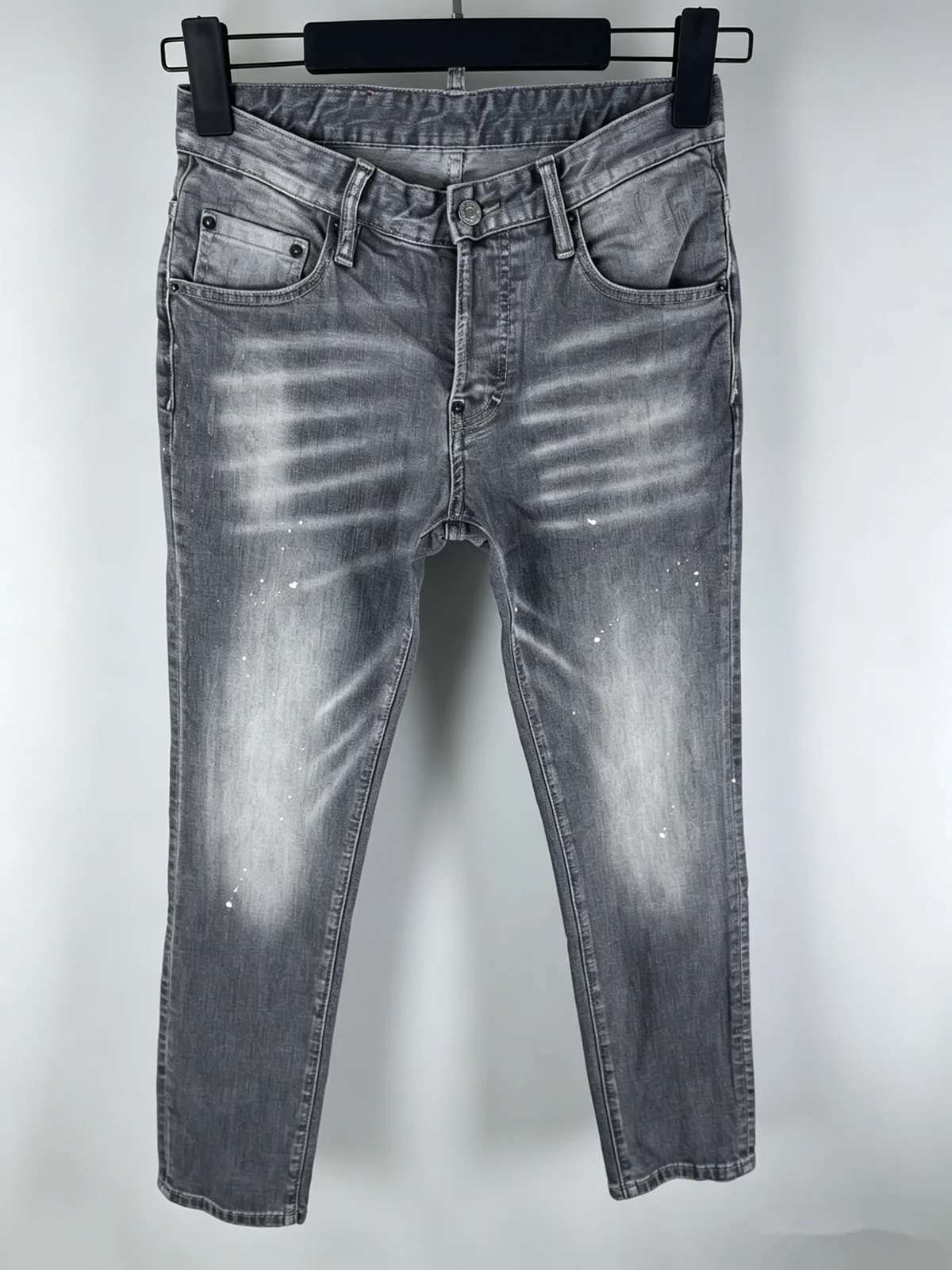 6070 Four Seasons New Men's Washed Ripped Patch Zipper Decorative Ripped Leg Grey Jeans for Men
6070 Four Seasons New Men's Washed Ripped Patch Zipper Decorative Ripped Leg Grey Jeans for Men