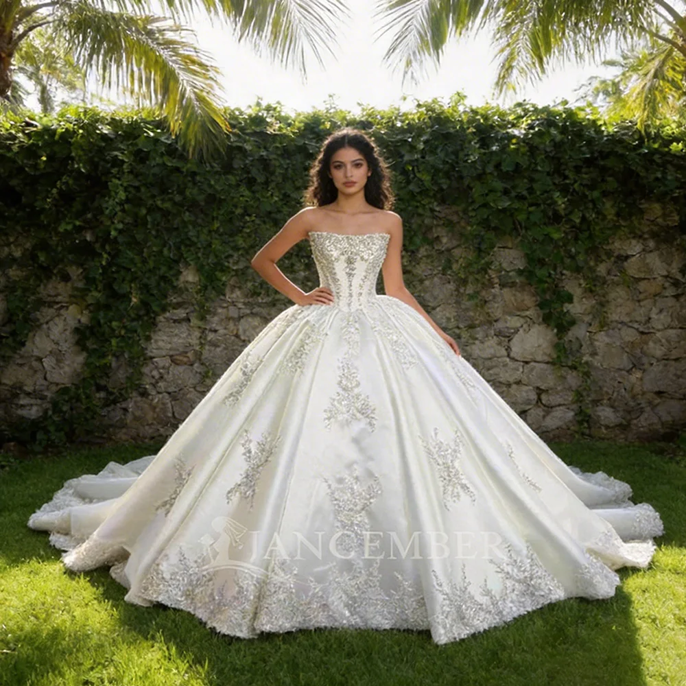 Charming Ball Gown Wedding Dress Beading Back Lace up Satin Bridal Strapless Wedding Gowns New Arrival vestidos de novia boda
Charming Ball Gown Wedding Dress Beading Back Lace up Satin Bridal Strapless Wedding Gowns New Arrival vestidos de novia boda
