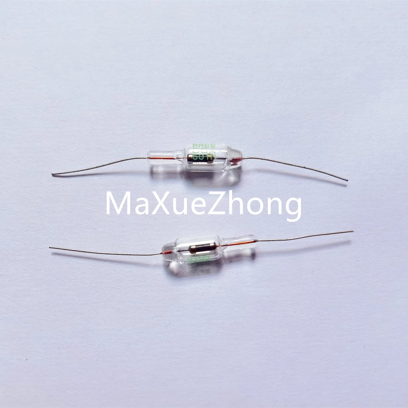 Original new 100% DSA-501MA DSA501-MA 500V power supply glass discharge tube 485 surge surge absorber (Inductor )
Original new 100% DSA-501MA DSA501-MA 500V power supply glass discharge tube 485 surge surge absorber (Inductor )