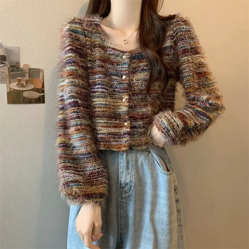 Мягкий вязаный свитер ort Sve Long Sve в полоску в стиле ретро с квадратным воротником, женский осенне-зимний теплый топ, новинка 2025 г.
Мягкий вязаный свитер ort Sve Long Sve в полоску в стиле ретро с квадратным воротником, женский осенне-зимний теплый топ, новинка 2025 г.