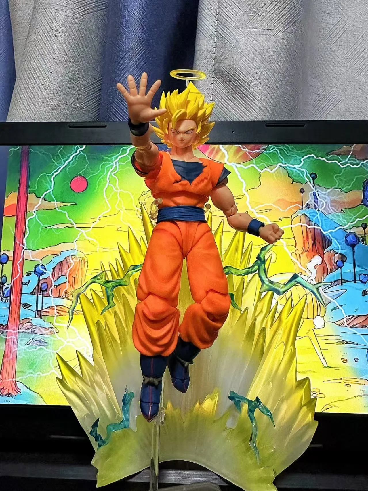 Dragon Ball SHF Demoniacal Fit DF SHF SSJ3 Golden Storm Son Goku Фигурка Игрушечная модель Подарочная коллекция
Dragon Ball SHF Demoniacal Fit DF SHF SSJ3 Golden Storm Son Goku Фигурка Игрушечная модель Подарочная коллекция