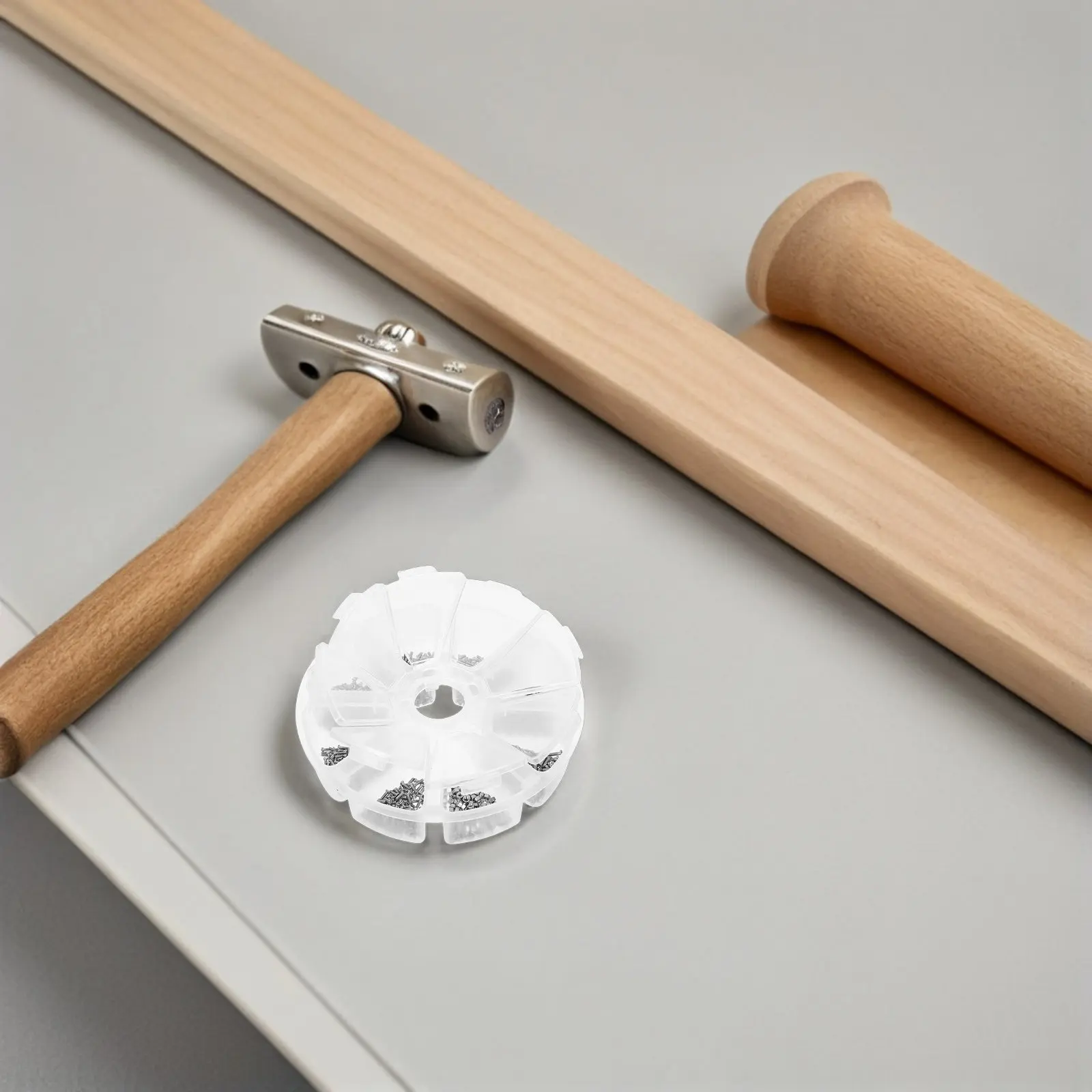 Набор винтов для очков: 1 коробка с разнообразными ремонтными комплектующими для дужек, оправ солнцезащитных очков, универсальные крепления для петель, маленькие винты
Набор винтов для очков: 1 коробка с разнообразными ремонтными комплектующими для дужек, оправ солнцезащитных очков, универсальные крепления для петель, маленькие винты