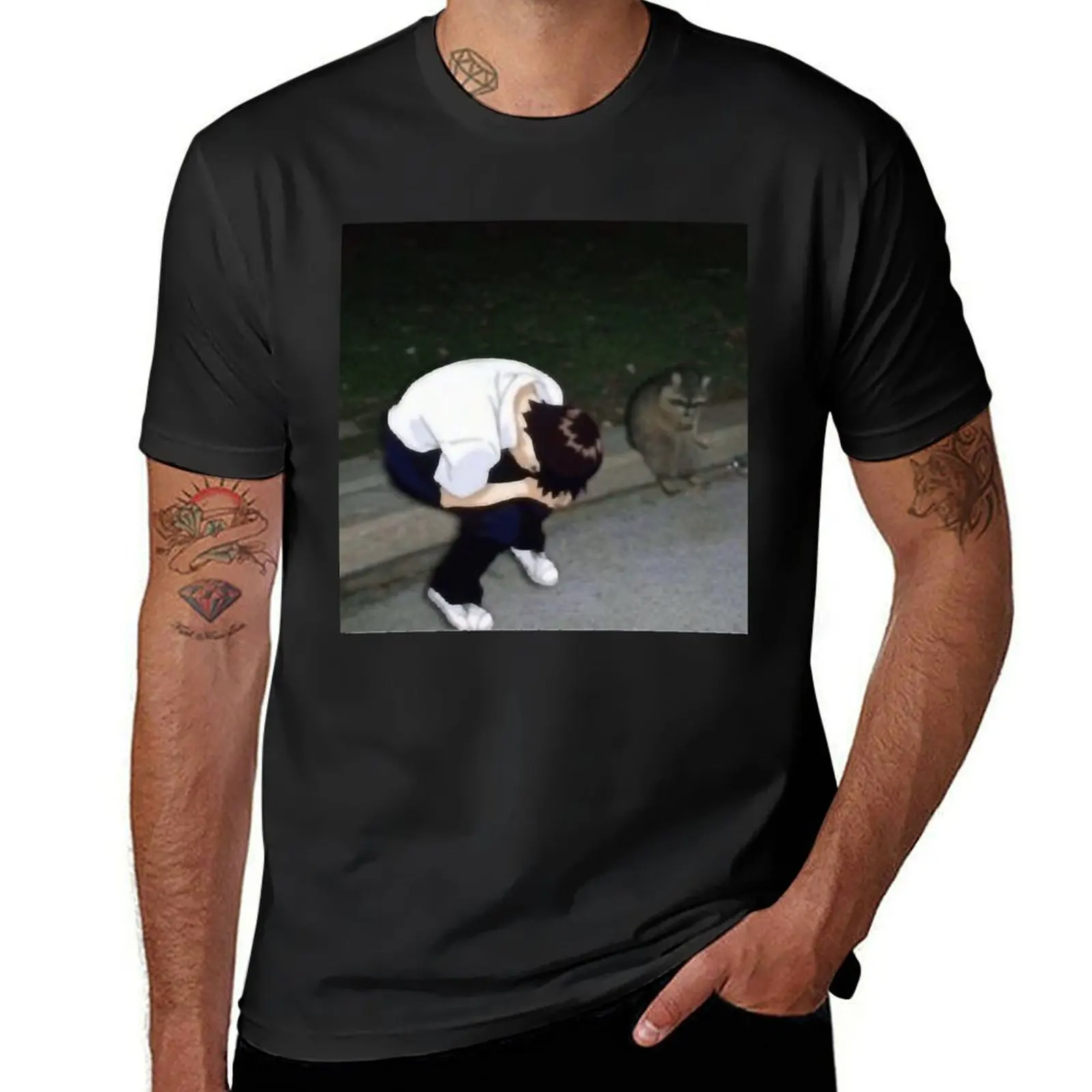 Shinji-chilling-with-raccoon--Classic T-Shirt funnys sublime animal prinfor boys black t shirts for men
Shinji-chilling-with-raccoon--Classic T-Shirt funnys sublime animal prinfor boys black t shirts for men