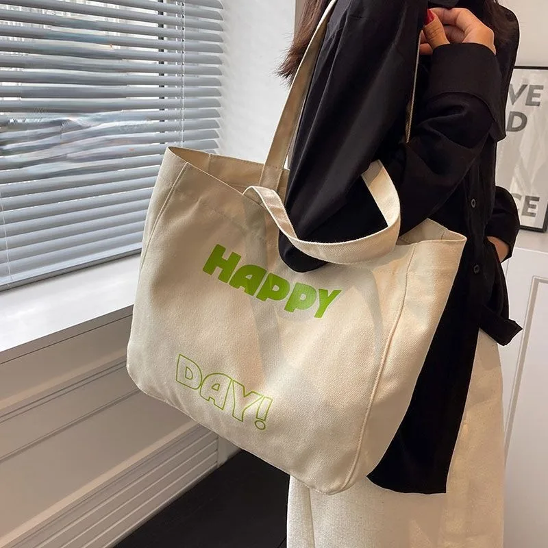 Large Capacity Canvas Bag Women's Summer New Korean Version Versatile Solid Color Letter Shoulder Bag Student Class Tote Bags
Large Capacity Canvas Bag Women's Summer New Korean Version Versatile Solid Color Letter Shoulder Bag Student Class Tote Bags