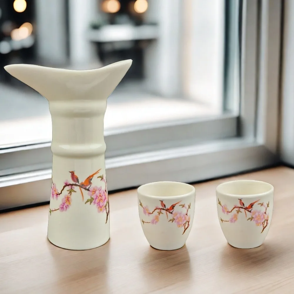 Green Wine Jug New Antique Ceramic Wine Set,Ingot Jugs Dispenser,Small Hip Flasks Glass Cup Home Gift Unusual Mugs Barware
Green Wine Jug New Antique Ceramic Wine Set,Ingot Jugs Dispenser,Small Hip Flasks Glass Cup Home Gift Unusual Mugs Barware