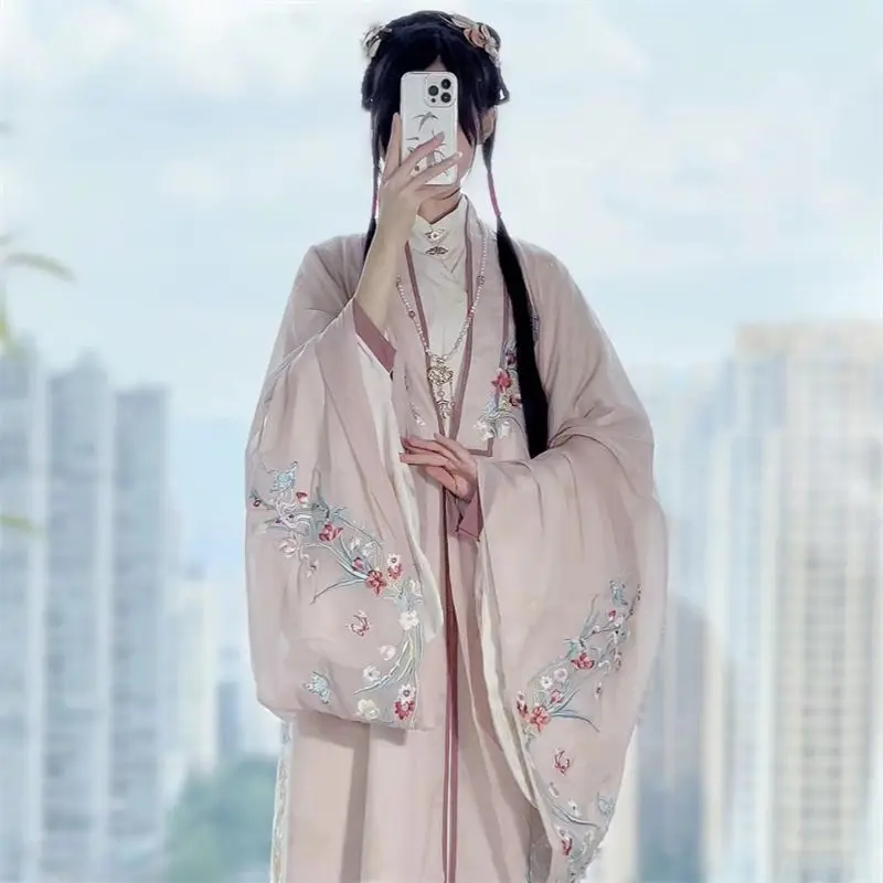 New Ming-made Hanfu embroidered stand-up collar long shirt cape horse face thin and tall antique suit
New Ming-made Hanfu embroidered stand-up collar long shirt cape horse face thin and tall antique suit