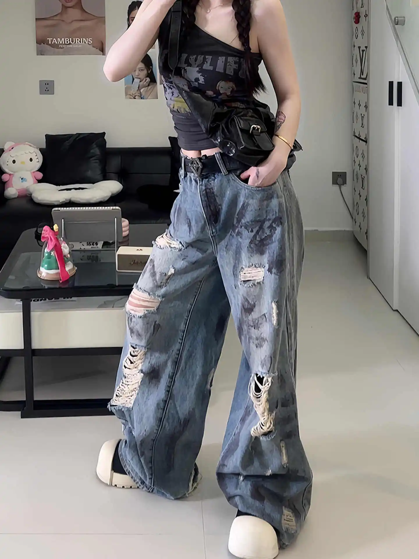 Blue Low Waist Women's Jeans Vintage American Fashion Wide Leg Jean Worn-out Y2K Female Denim Trouser Baggy Summer Denim Pants
Blue Low Waist Women's Jeans Vintage American Fashion Wide Leg Jean Worn-out Y2K Female Denim Trouser Baggy Summer Denim Pants