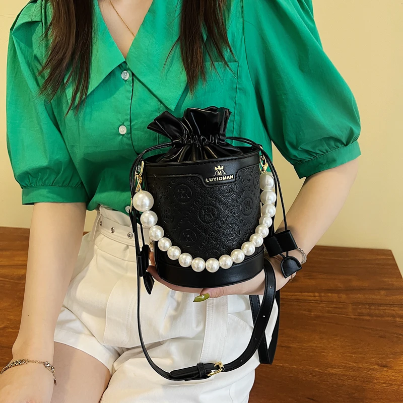 Compact Efficiency Messenger Bag Women Multifunctional Shoulder Bag Space Optimized For Practical Daily Carry
Compact Efficiency Messenger Bag Women Multifunctional Shoulder Bag Space Optimized For Practical Daily Carry