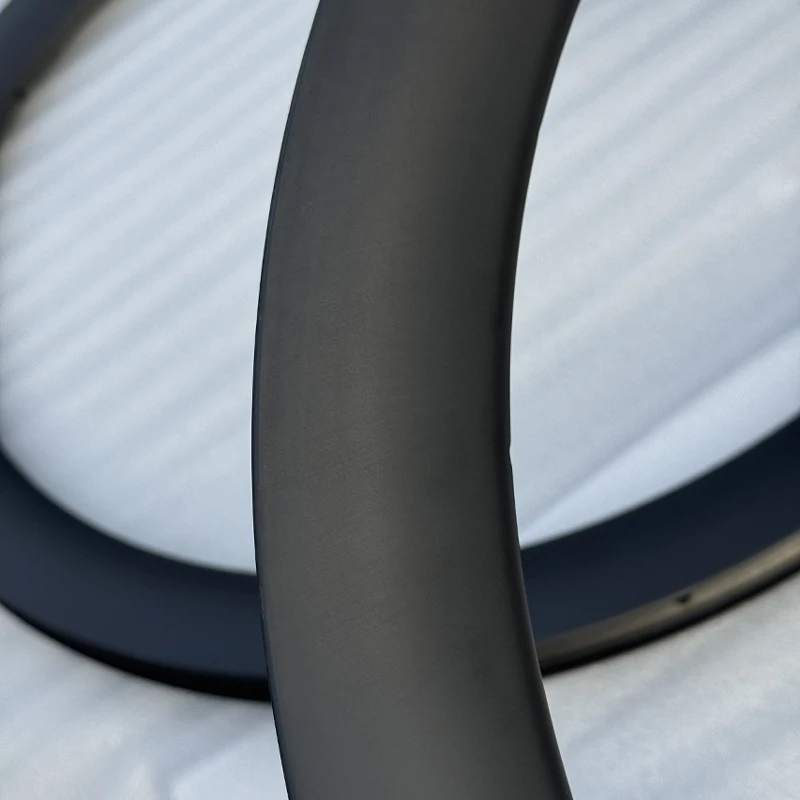 Carbon Road Rim 700C 410g Matte Finish 45mm 50mm 60mm 24 Holes Tubeless Clincher Compatible Disc Brake Only Bicycle Rims
Carbon Road Rim 700C 410g Matte Finish 45mm 50mm 60mm 24 Holes Tubeless Clincher Compatible Disc Brake Only Bicycle Rims