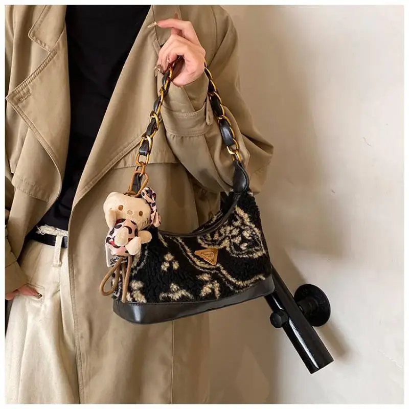 Shoulder Bags Clutch Bags For Women Women's Handbag Crossbody Bag Women The Tote Bag Beach Bag Shopper Bag Side Bag Sling Bag
Shoulder Bags Clutch Bags For Women Women's Handbag Crossbody Bag Women The Tote Bag Beach Bag Shopper Bag Side Bag Sling Bag