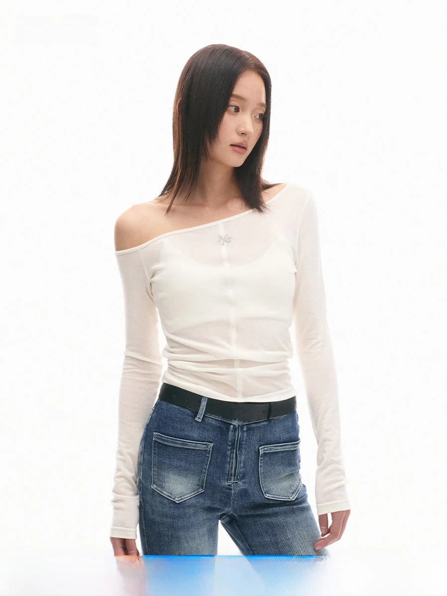 NAWS Asymmetrical Slim Fit Long Sleeve Woolen T-Shirt Lightweight Casual Top for Women in China 2024 Winter Collection
NAWS Asymmetrical Slim Fit Long Sleeve Woolen T-Shirt Lightweight Casual Top for Women in China 2024 Winter Collection