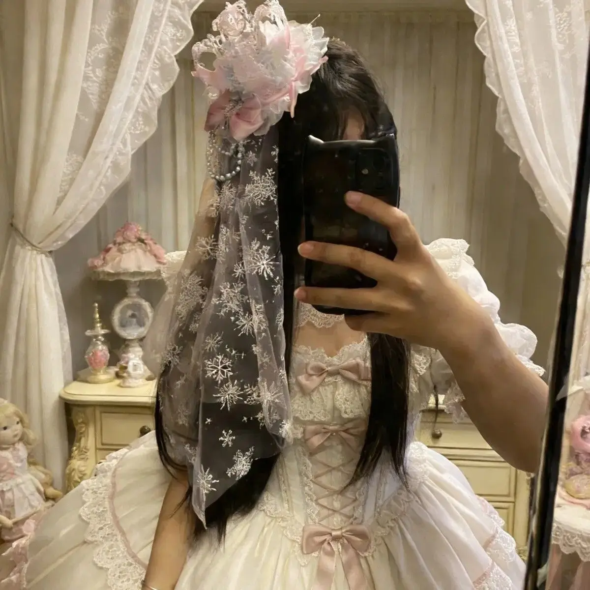 Lolita Crown Mini Hat Lace Bow Gothic Hair Accessory, Original Retro Elegant Headwear for Christmas Party Baby Pink Fascinators
Lolita Crown Mini Hat Lace Bow Gothic Hair Accessory, Original Retro Elegant Headwear for Christmas Party Baby Pink Fascinators