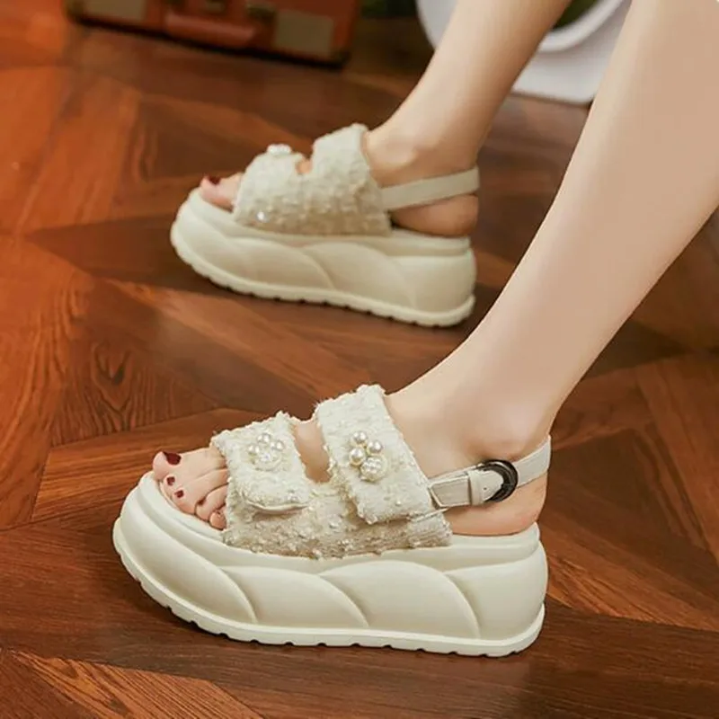 High Quality 7.5cm Synthetic Women Casual High Brand Peep Toe Shoes 2026 Summer Bling Hollow Slippers Platform Wedge Sandals
High Quality 7.5cm Synthetic Women Casual High Brand Peep Toe Shoes 2026 Summer Bling Hollow Slippers Platform Wedge Sandals