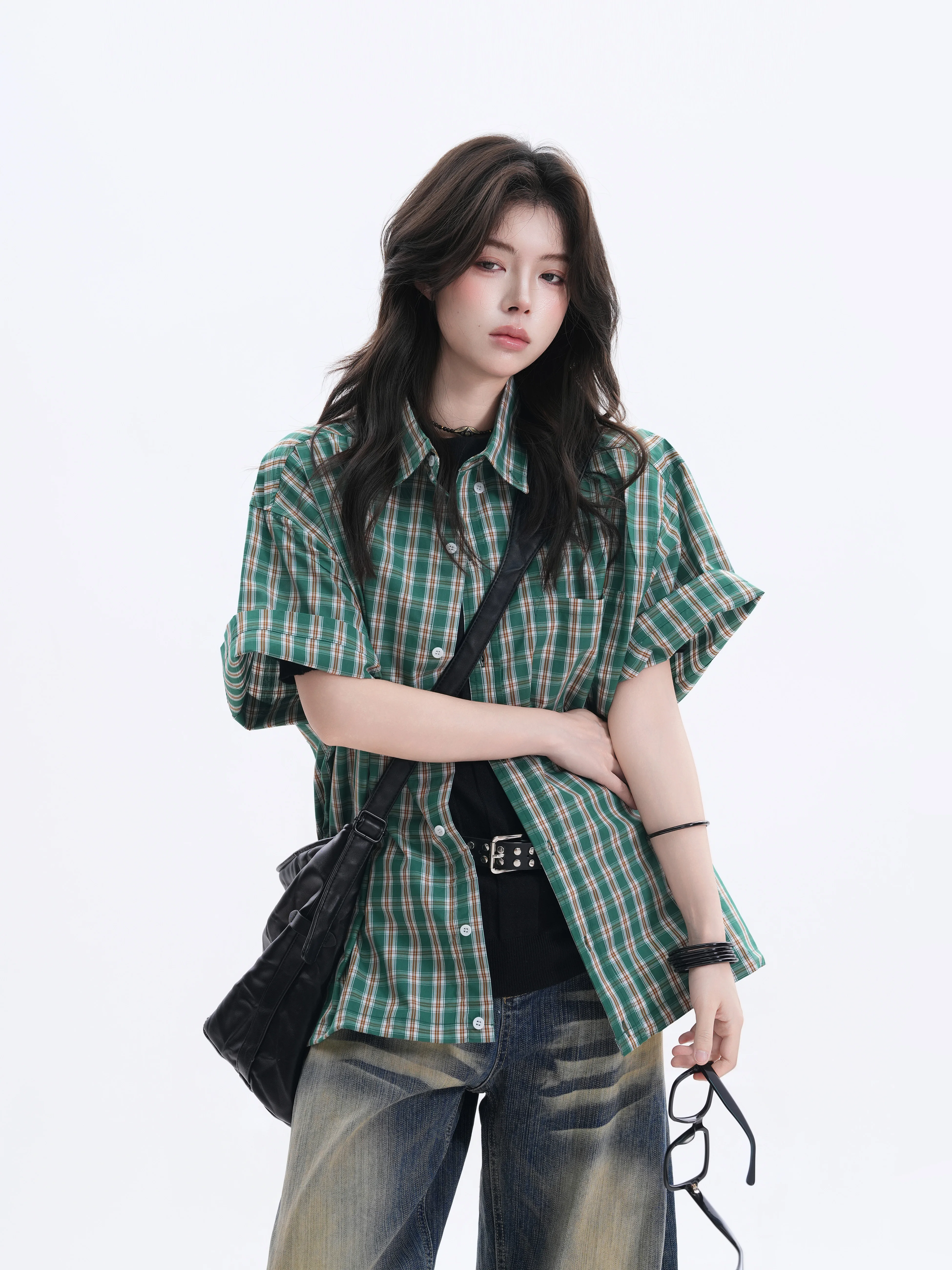 Cleanfit Retro Contrast Color Plaid Short Sleeve Shirt Stand Collar Loose Fit Unisex Style Daily Wear Cotton Polyester Blend
Cleanfit Retro Contrast Color Plaid Short Sleeve Shirt Stand Collar Loose Fit Unisex Style Daily Wear Cotton Polyester Blend