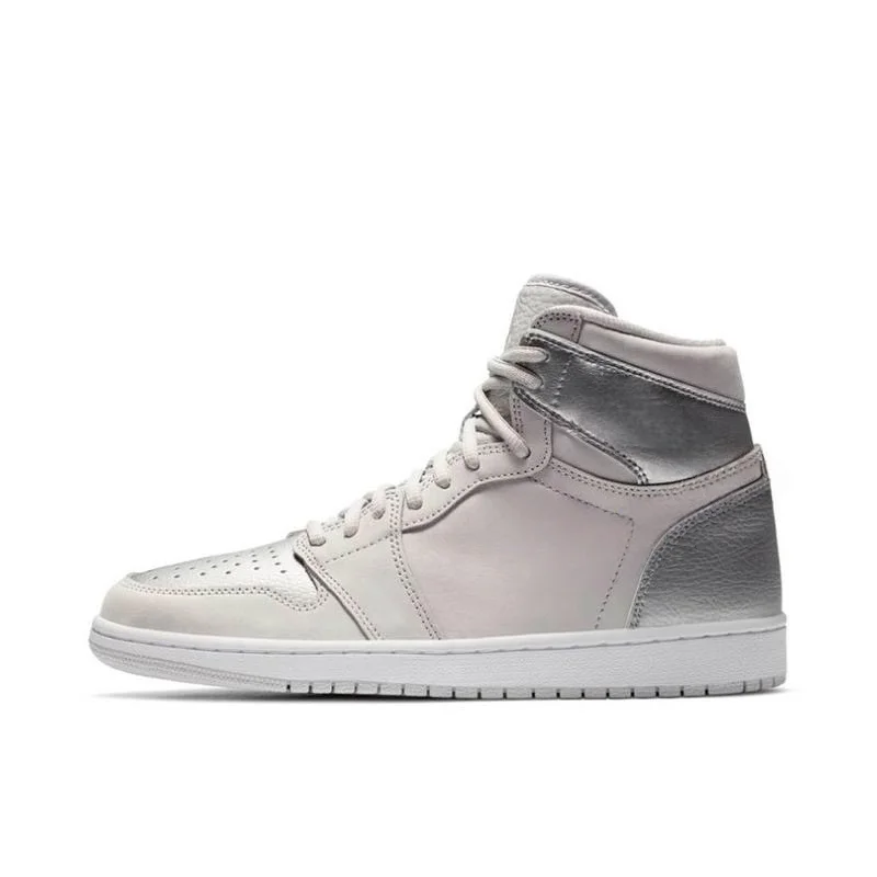 Urban Fashion High Top Leather Sneakers Men Women Classic Design Outdoor Basketball Casual Trainers
Urban Fashion High Top Leather Sneakers Men Women Classic Design Outdoor Basketball Casual Trainers