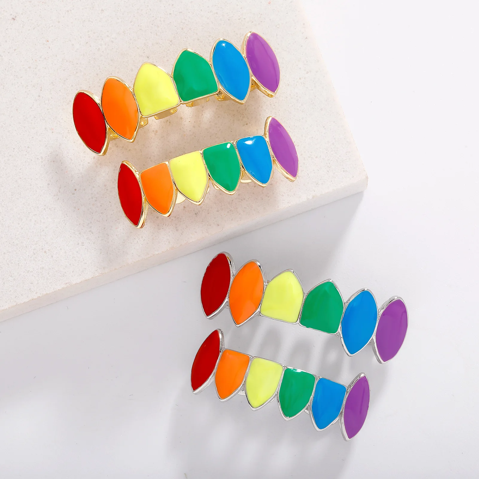 Rainbow Enamel 6 Fang Teeth Grillz Gold Silver Plated Top Bottom Tooth Caps Hip Hop LGBT Pride Mouth Jewelry Wholesale
Rainbow Enamel 6 Fang Teeth Grillz Gold Silver Plated Top Bottom Tooth Caps Hip Hop LGBT Pride Mouth Jewelry Wholesale