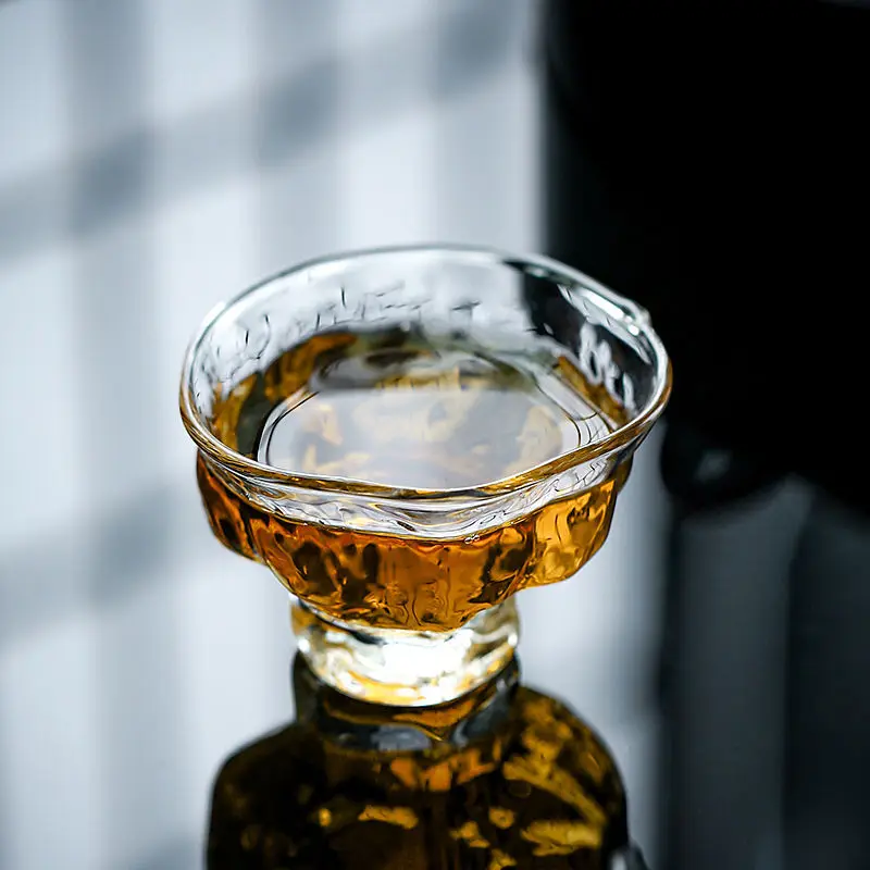 2Pcs/Lot Japanese Hammer Pattern 60ml Small Capacity Glass Tea Cup Tea Appreciateing Cup Kung Fu Tea Accessories Crystal Tea Cup
2Pcs/Lot Japanese Hammer Pattern 60ml Small Capacity Glass Tea Cup Tea Appreciateing Cup Kung Fu Tea Accessories Crystal Tea Cup