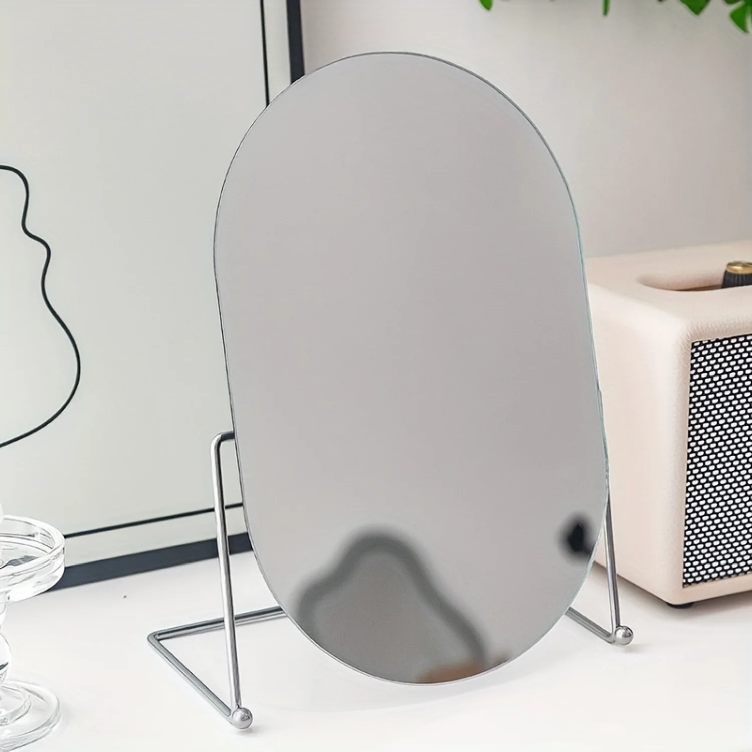 Oval Tabletop Vanity Mirror, 1pc Nordic Style Iron Art Makeup Mirror, Portable Desk Counter Top Mirror for Office, Bathroom Shav
Oval Tabletop Vanity Mirror, 1pc Nordic Style Iron Art Makeup Mirror, Portable Desk Counter Top Mirror for Office, Bathroom Shav