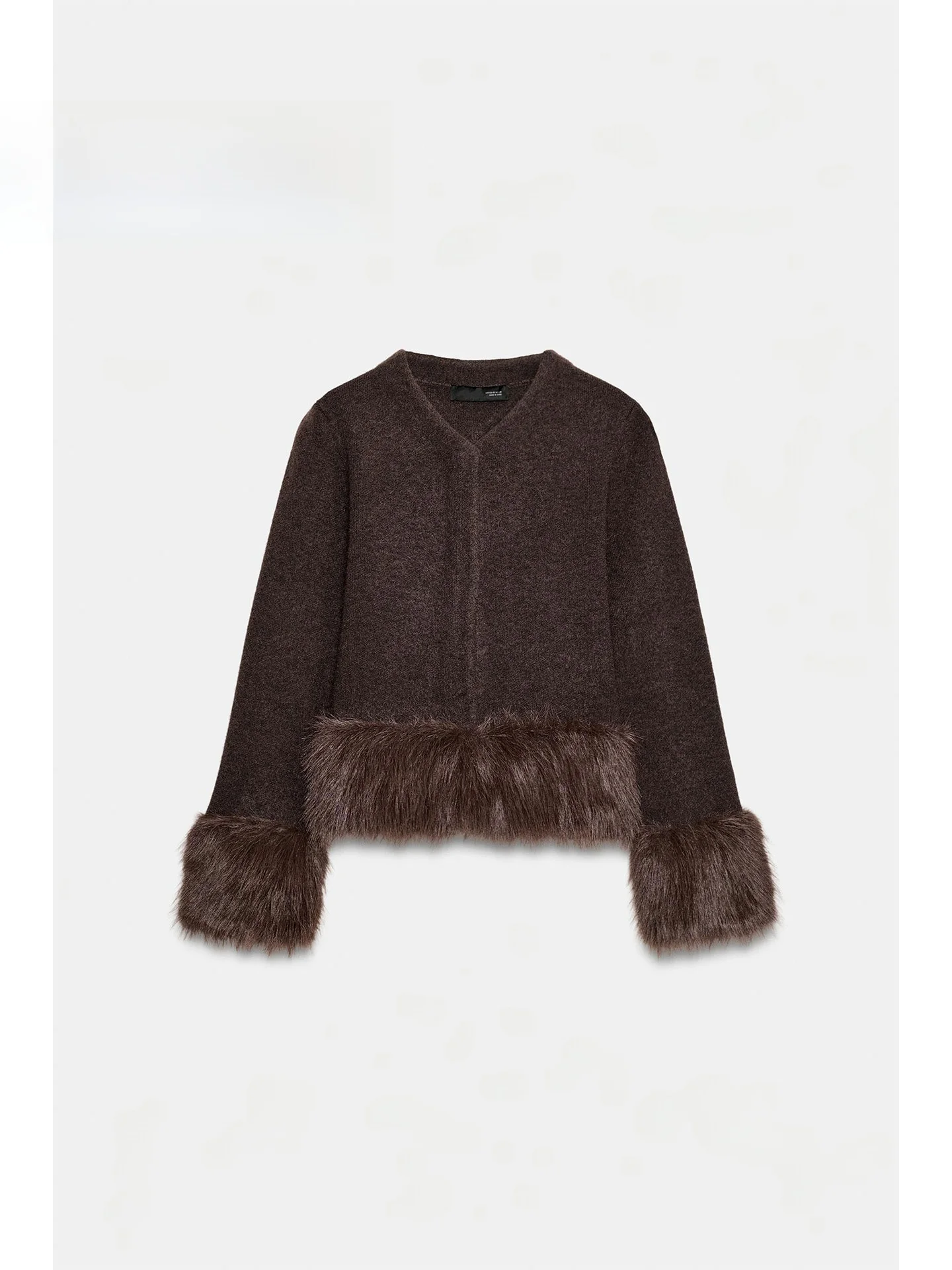 Модная женская вязаная куртка с эффектом искусственного меха, высококачественная новинка зимы 2025, новинка зимы Sle для поездок на работу, Long Sve o...
Модная женская вязаная куртка с эффектом искусственного меха, высококачественная новинка зимы 2025, новинка зимы Sle для поездок на работу, Long Sve o...