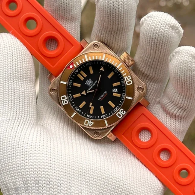 STEELDIVE Men Automatic Watch Sport Bronze 45MM Square Mechanical Wristwatch Sapphire Diver 20Bar Waterproof BGW-9 Luminous NH35
STEELDIVE Men Automatic Watch Sport Bronze 45MM Square Mechanical Wristwatch Sapphire Diver 20Bar Waterproof BGW-9 Luminous NH35