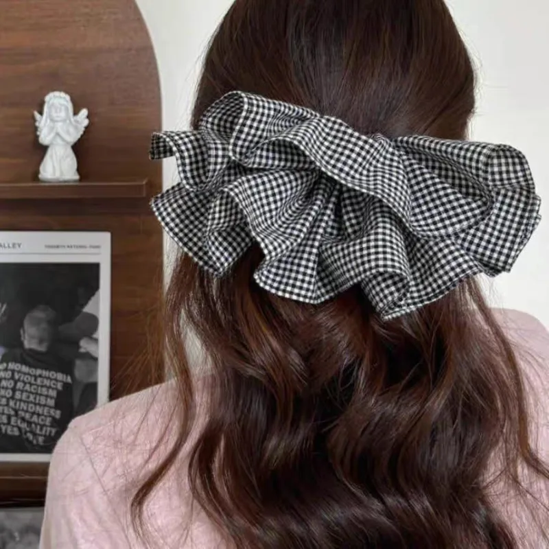 Good Quality Large Black Red Plaid Hair Clip for Girls Women's Spring Hairpin Romantic Design Hair Accessory
Good Quality Large Black Red Plaid Hair Clip for Girls Women's Spring Hairpin Romantic Design Hair Accessory