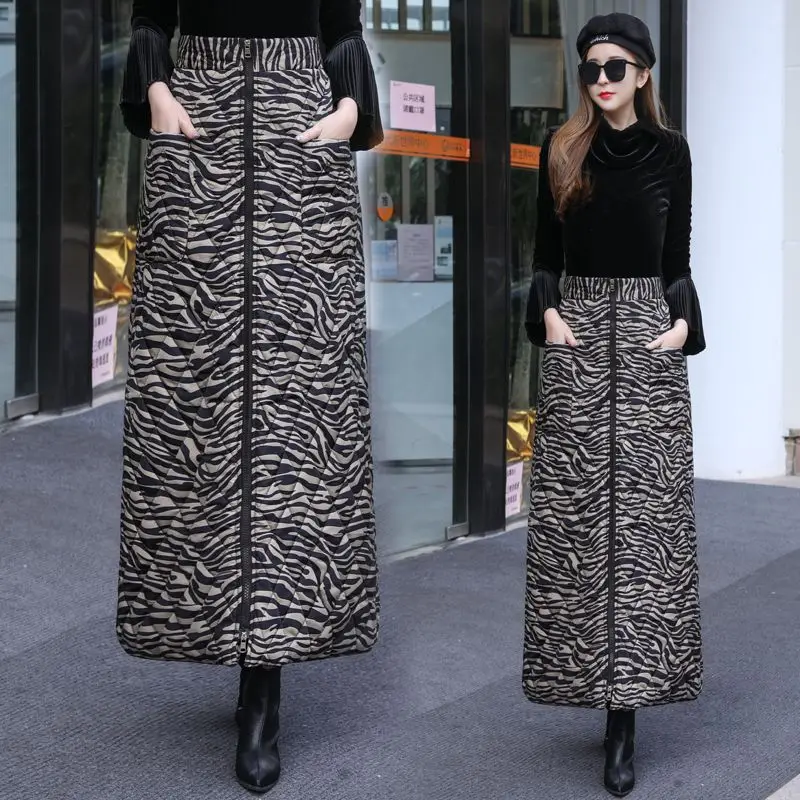 Autumn Winter One-Piece Short Cotton Skirt New Elastic Waist Zipper A Word Skirt Solid Color Leopard Print Fashion Skirt M129
Autumn Winter One-Piece Short Cotton Skirt New Elastic Waist Zipper A Word Skirt Solid Color Leopard Print Fashion Skirt M129