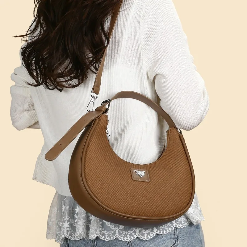Simple Crossbody Bags for Women Shoulder Bags Fashionable Underarm Bag Trend Purse and Handbags Designer Bag Сумка Женская Sac
Simple Crossbody Bags for Women Shoulder Bags Fashionable Underarm Bag Trend Purse and Handbags Designer Bag Сумка Женская Sac