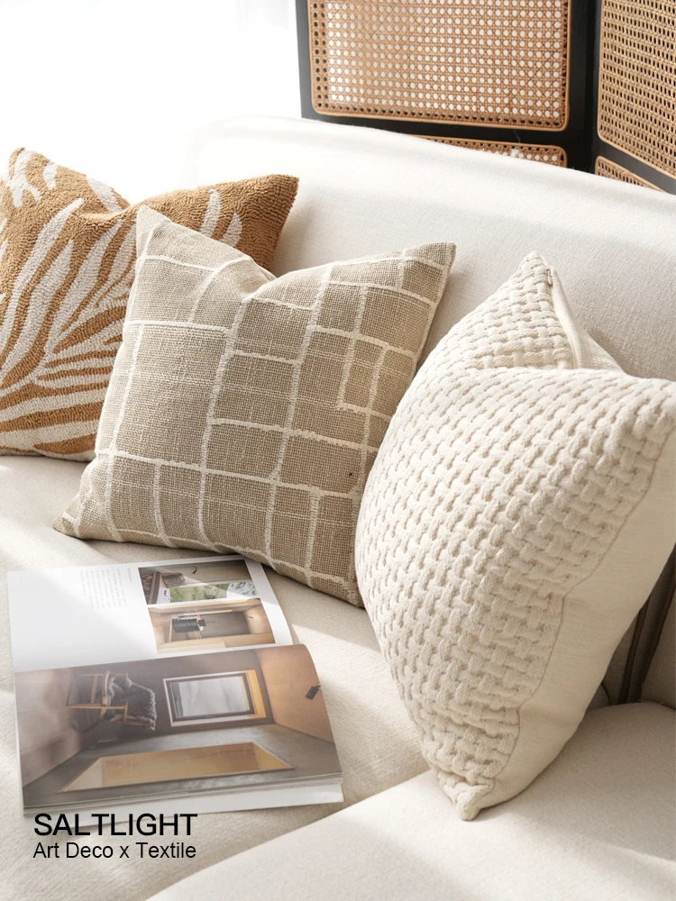 Autumnal Vintage Style Yellow Flocking Embroidery Pillow Living Room Sofa Bed Headboard Cushion Homestay Soft Decoration
Autumnal Vintage Style Yellow Flocking Embroidery Pillow Living Room Sofa Bed Headboard Cushion Homestay Soft Decoration